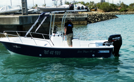 T.M-19foot-panga-hull-fishing-boat1.png