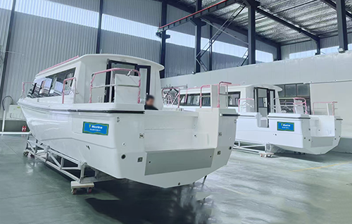 Explore The Comfort And Versatility of The Times Marine 22 Passenger Boat